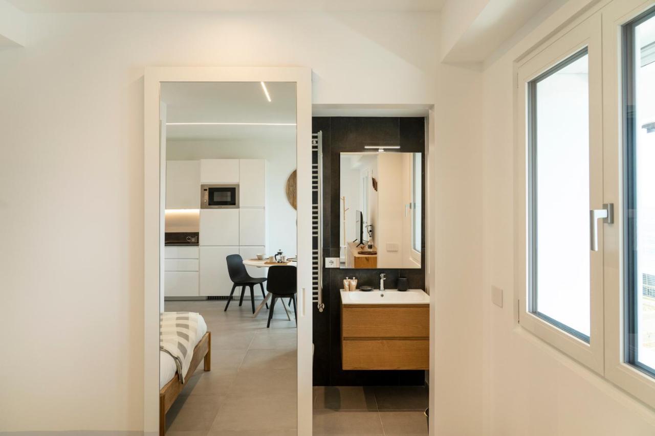 Ferienwohnung Gentile 46 Blu Luxury Flat Bari Exterior foto