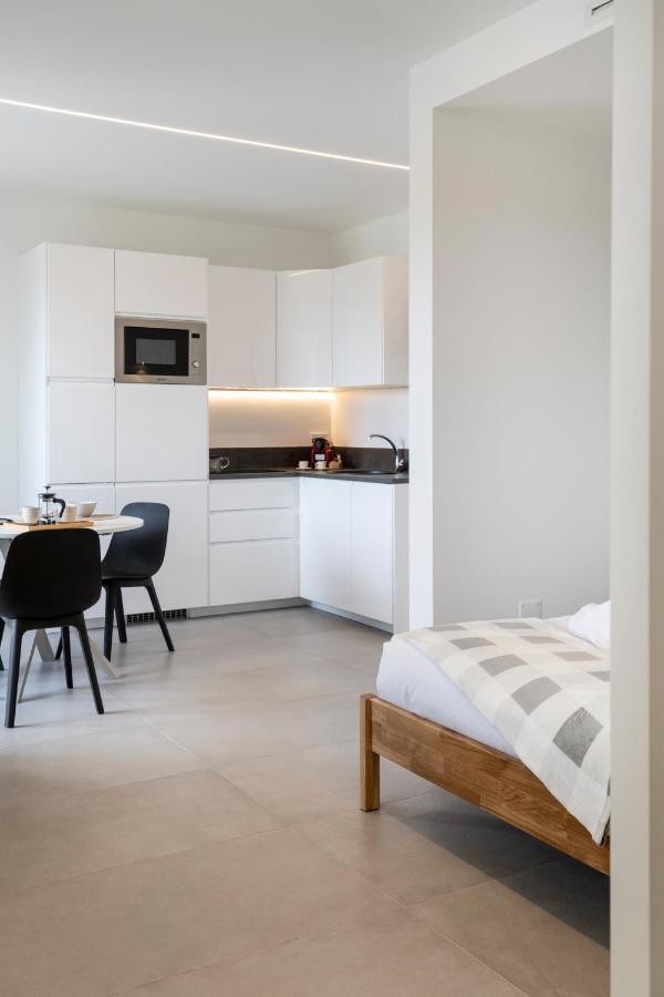 Ferienwohnung Gentile 46 Blu Luxury Flat Bari Exterior foto